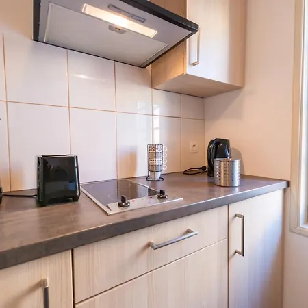Apartament L'agescy 201 - Agreable Studio - Centre-ville Proche La Breche - Wifi Niort